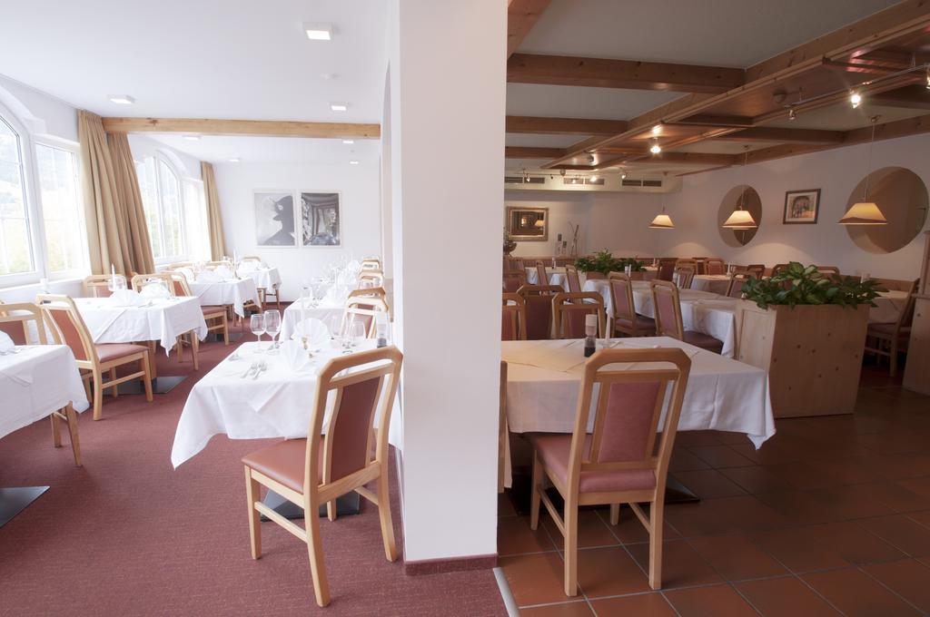 Hotel Alpenfriede 제르젠스 외부 사진